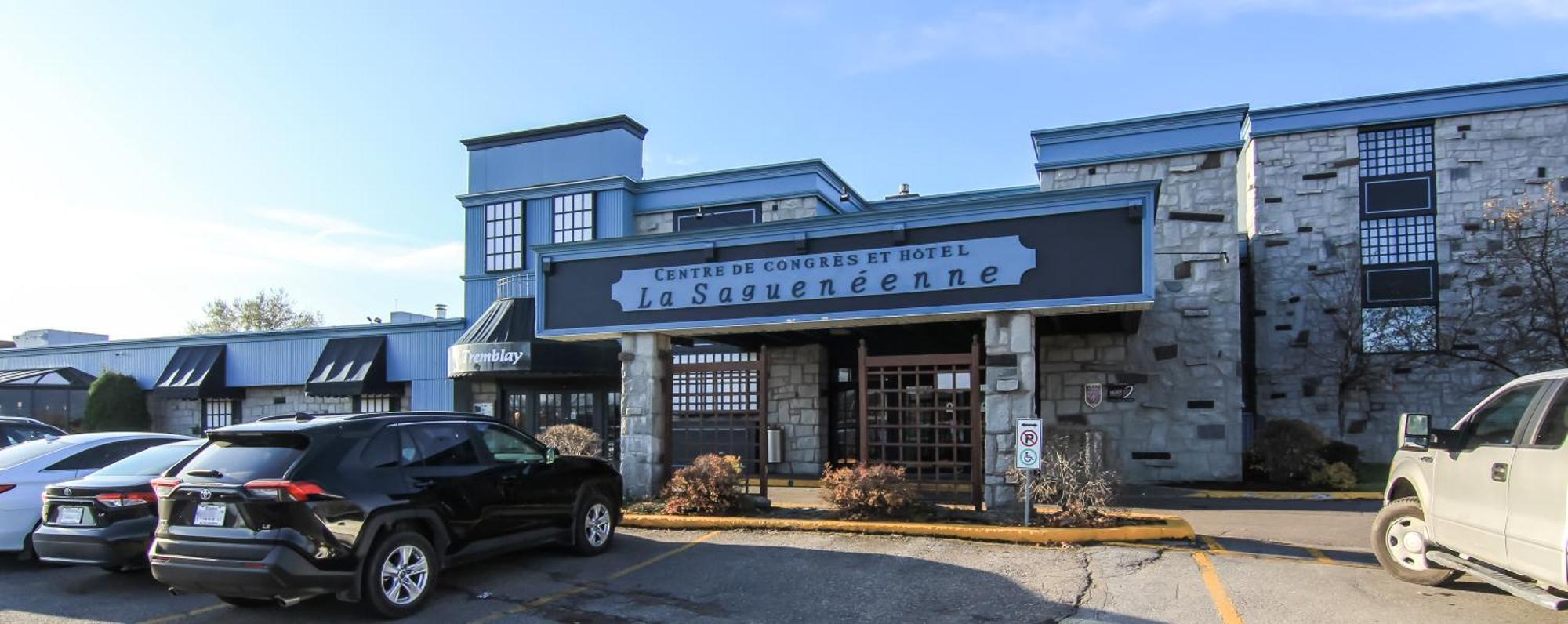 La Sagueneenne - Hotel Et Centre De Congres Saguenay Ngoại thất bức ảnh