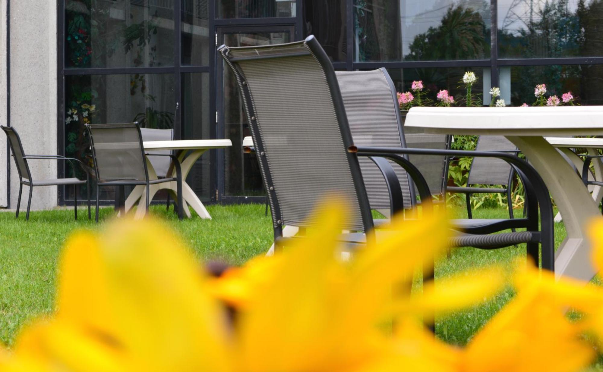 La Sagueneenne - Hotel Et Centre De Congres Saguenay Ngoại thất bức ảnh
