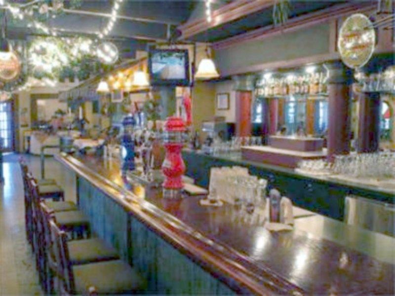 La Sagueneenne - Hotel Et Centre De Congres Saguenay Ngoại thất bức ảnh